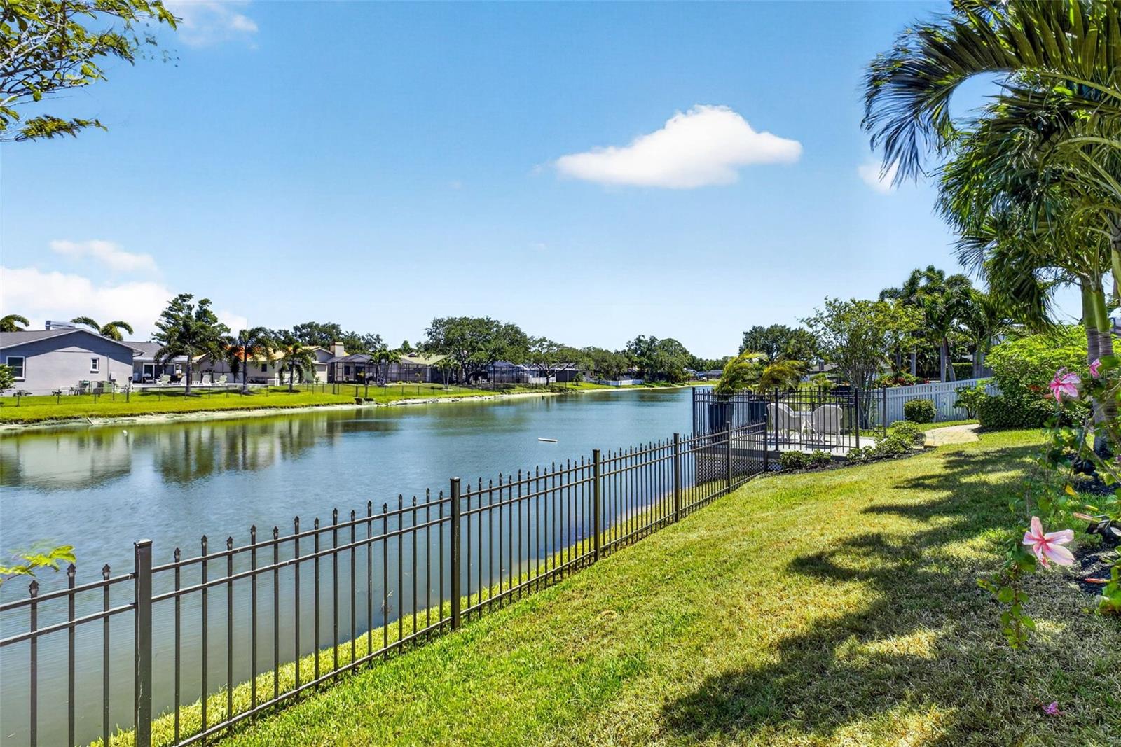 LAKESIDE ESTATES UNIT TWO - Residential