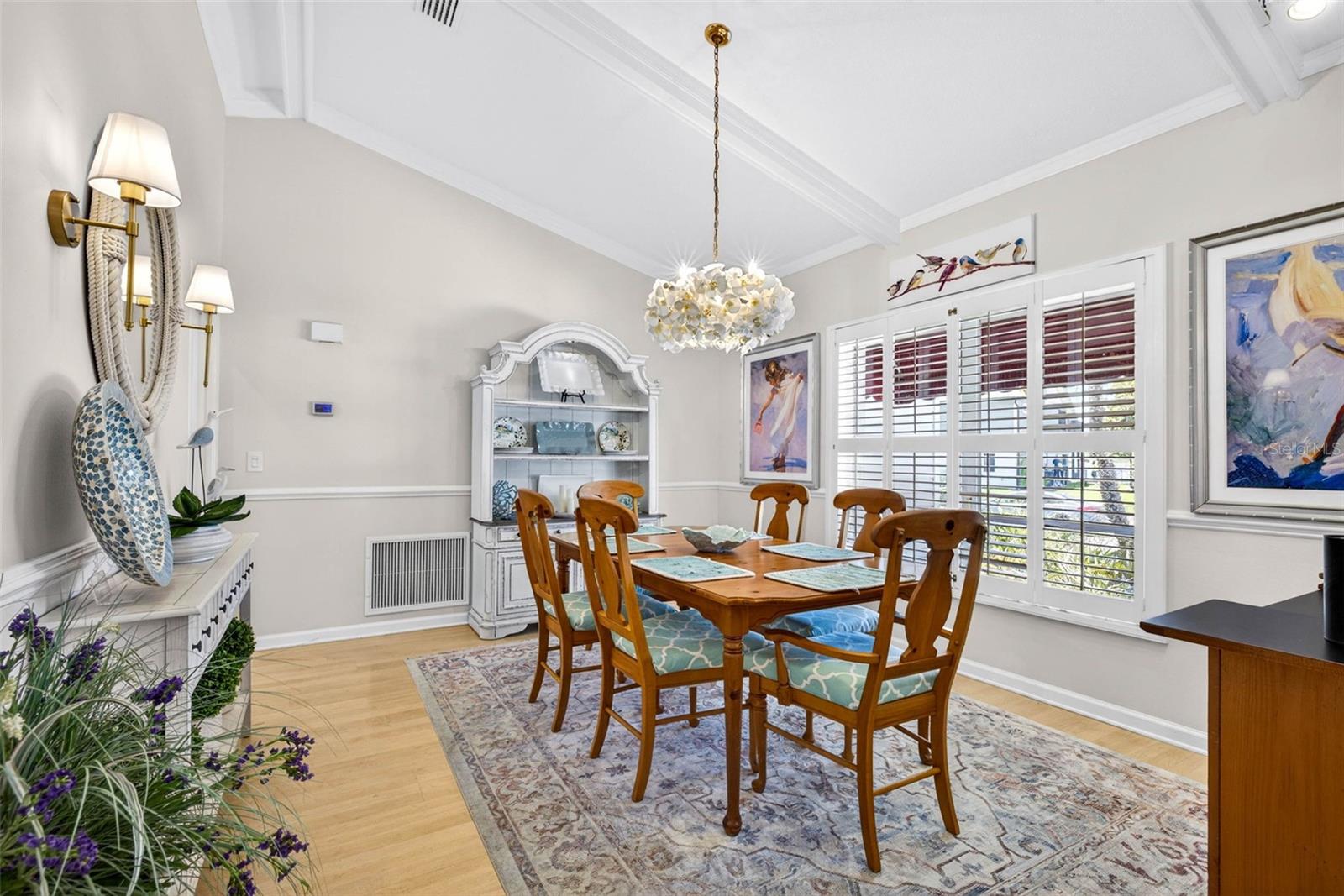 LAKESIDE ESTATES UNIT TWO - Residential