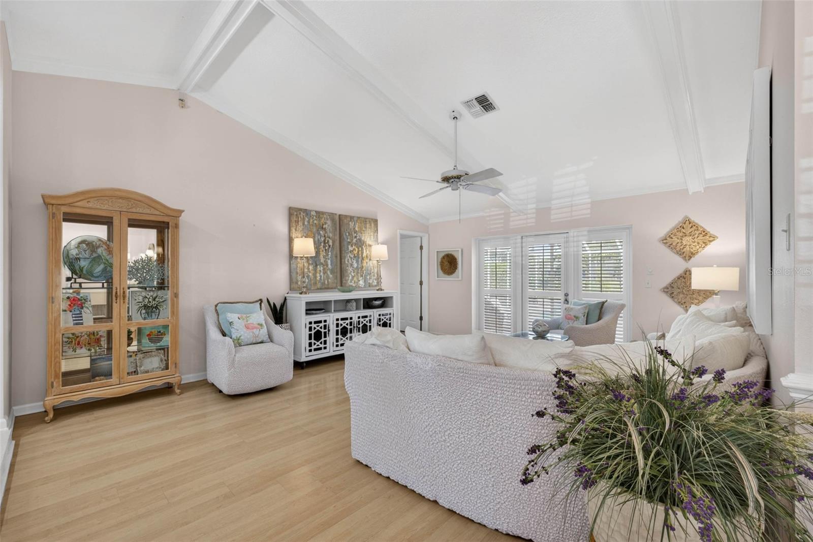 LAKESIDE ESTATES UNIT TWO - Residential
