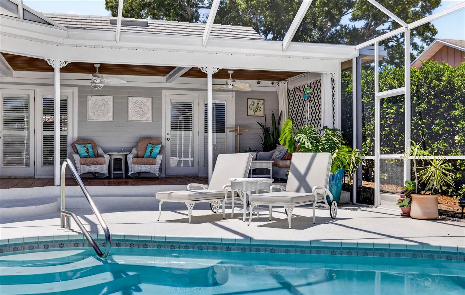LAKESIDE ESTATES UNIT TWO - Residential