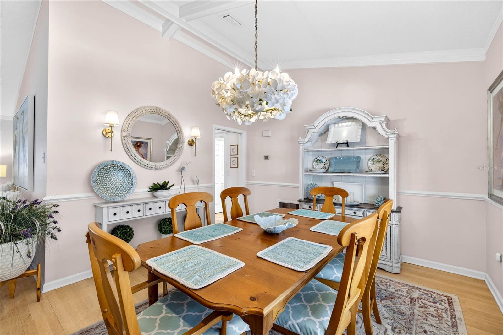 LAKESIDE ESTATES UNIT TWO - Residential