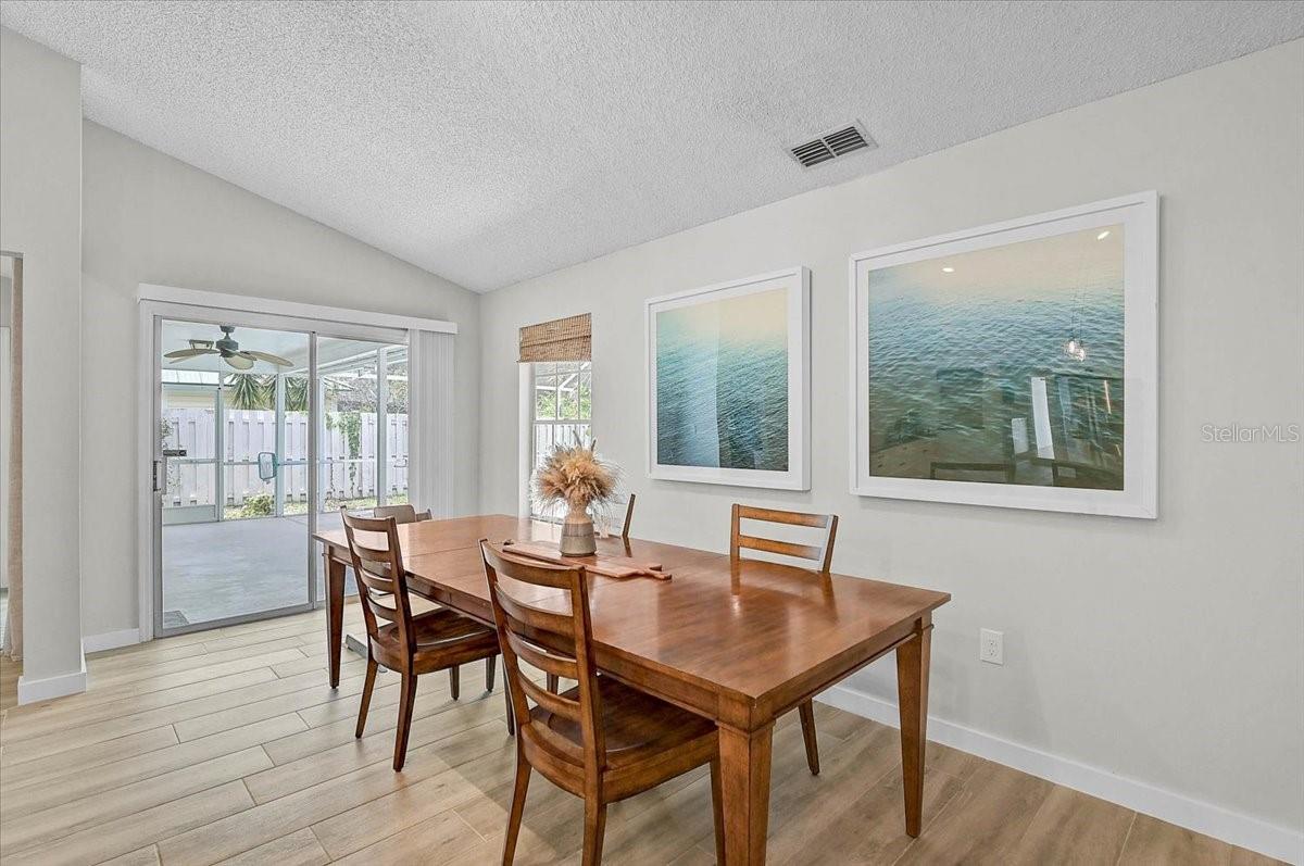 CEDAR CREEK - Residential
