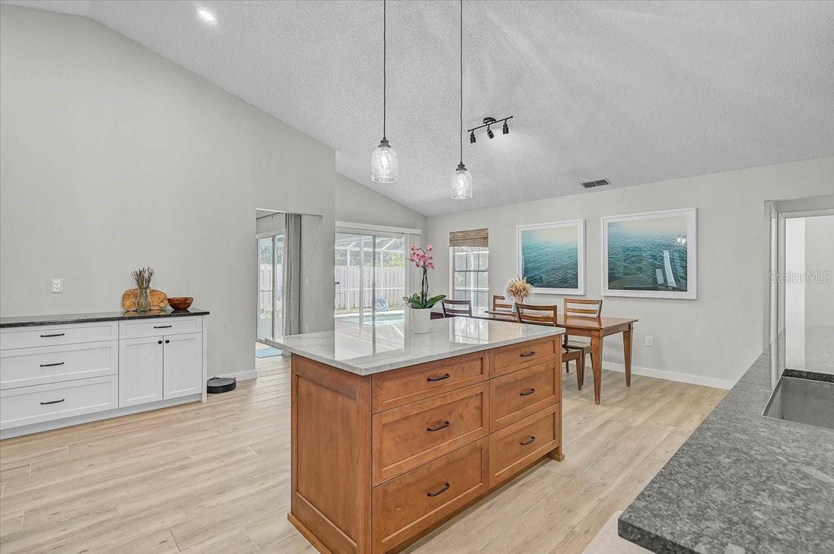 CEDAR CREEK - Residential