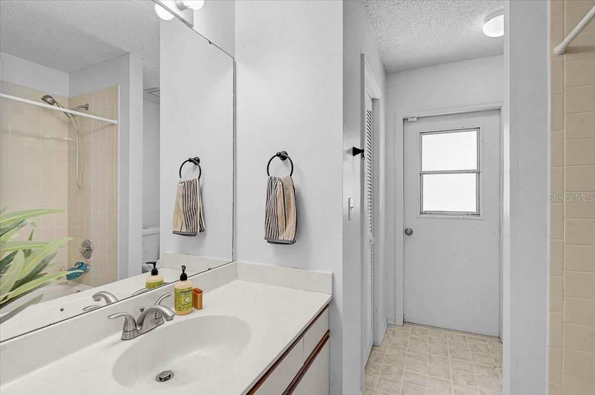 CEDAR CREEK - Residential