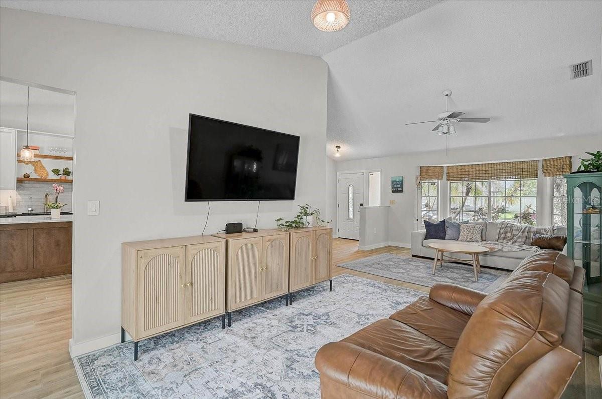 CEDAR CREEK - Residential