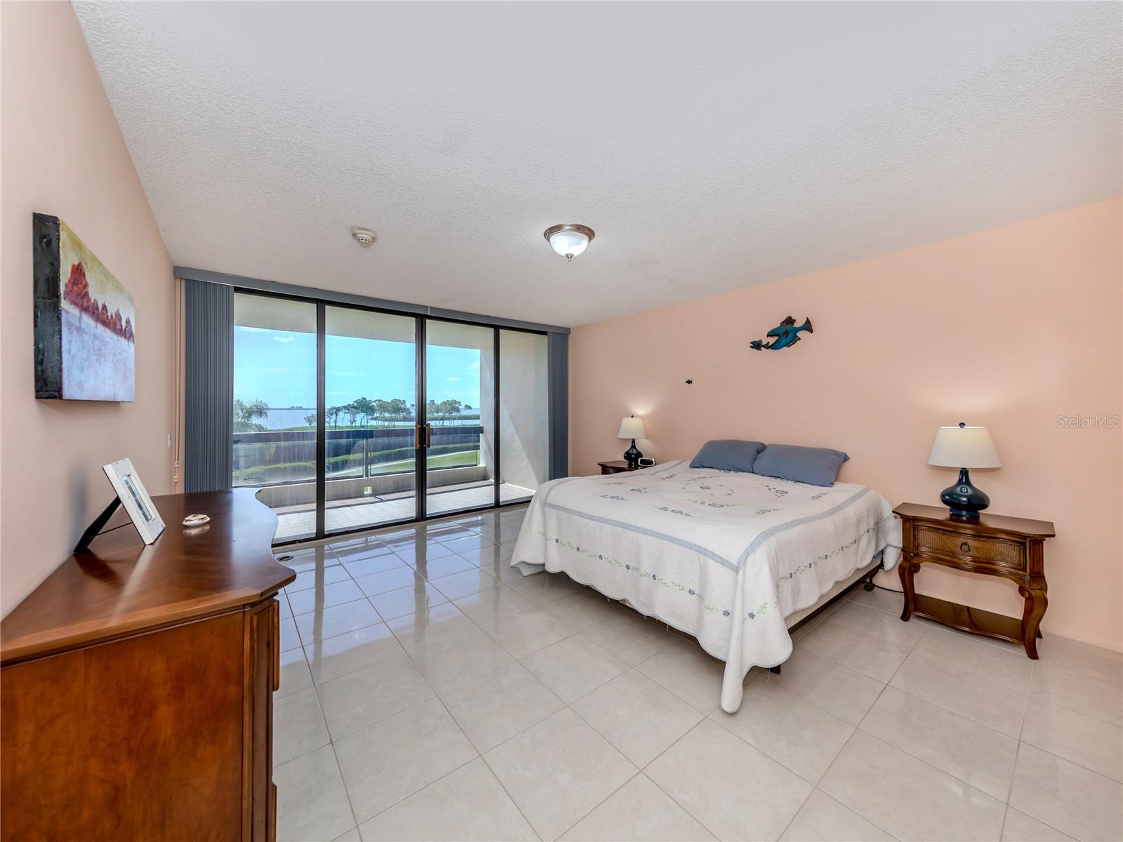 FAIRWAY BAY 2 PH 1 - Residential