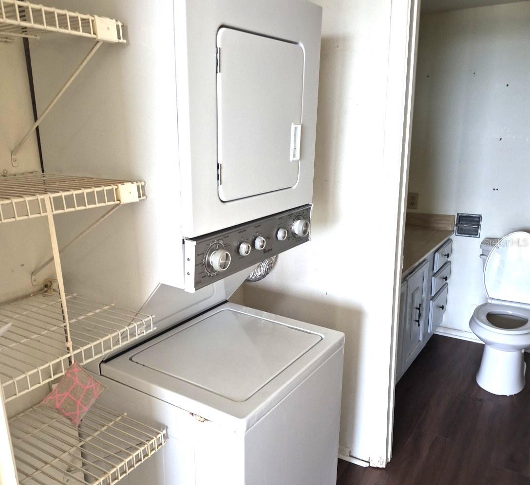 HARBOR BLUFFS WATERFRONT CONDO - Residential