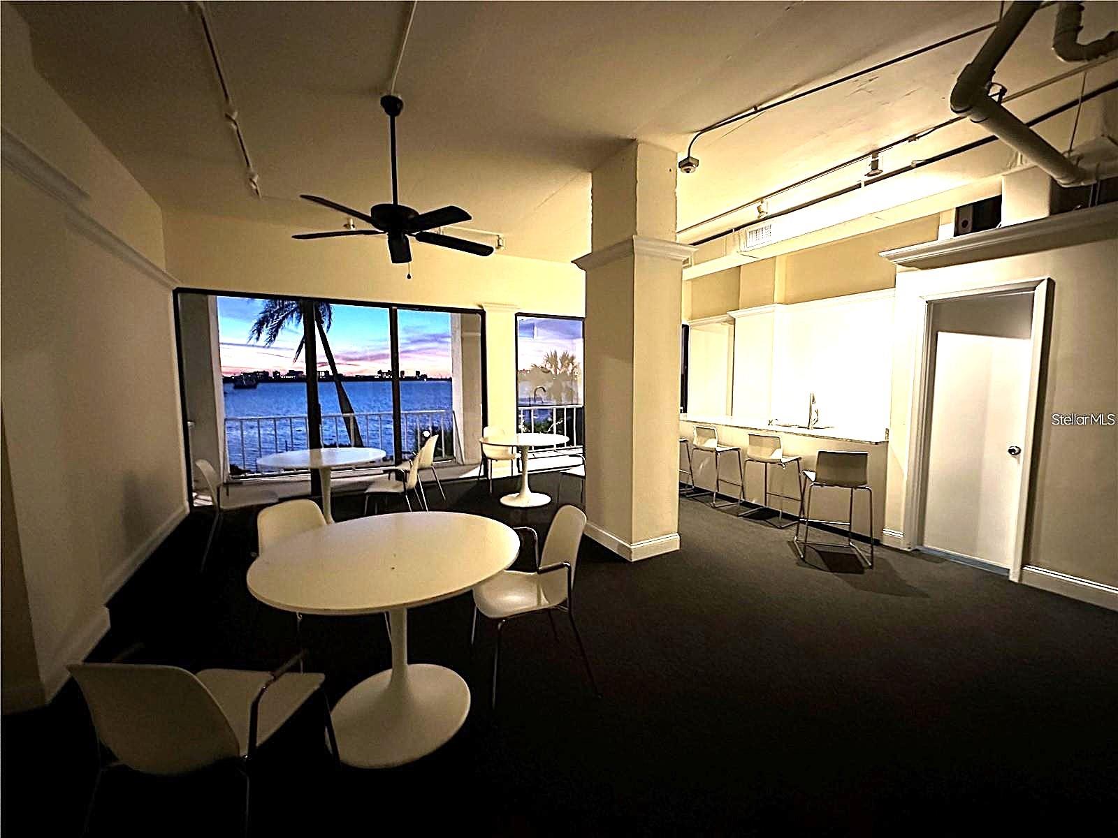 HARBOR BLUFFS WATERFRONT CONDO - Residential