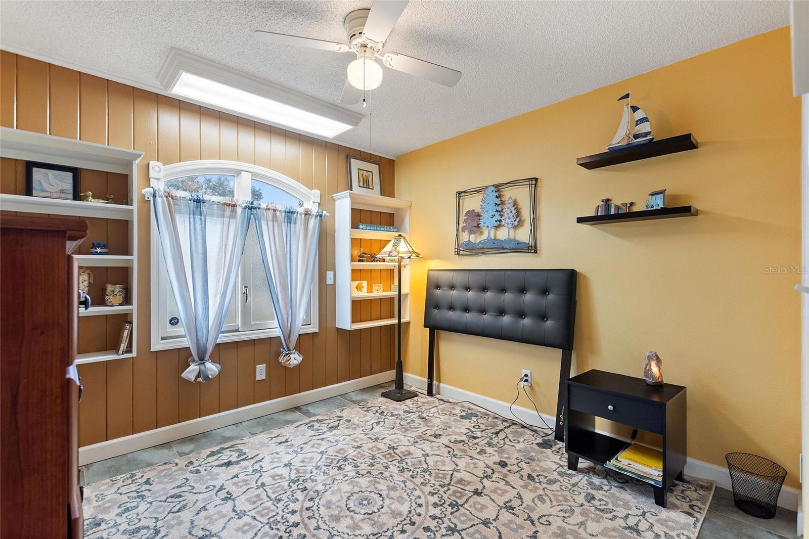 FOX RIDGE PHASE ONE - Residential