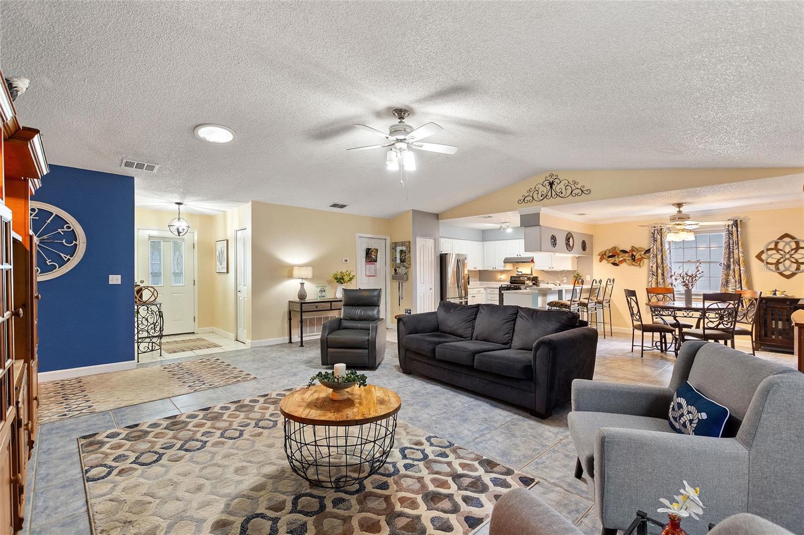 FOX RIDGE PHASE ONE - Residential