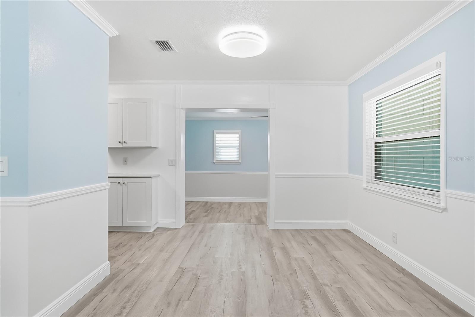 YEATS 1ST ADD TO PORT TAMPA CIRCLE - Residential