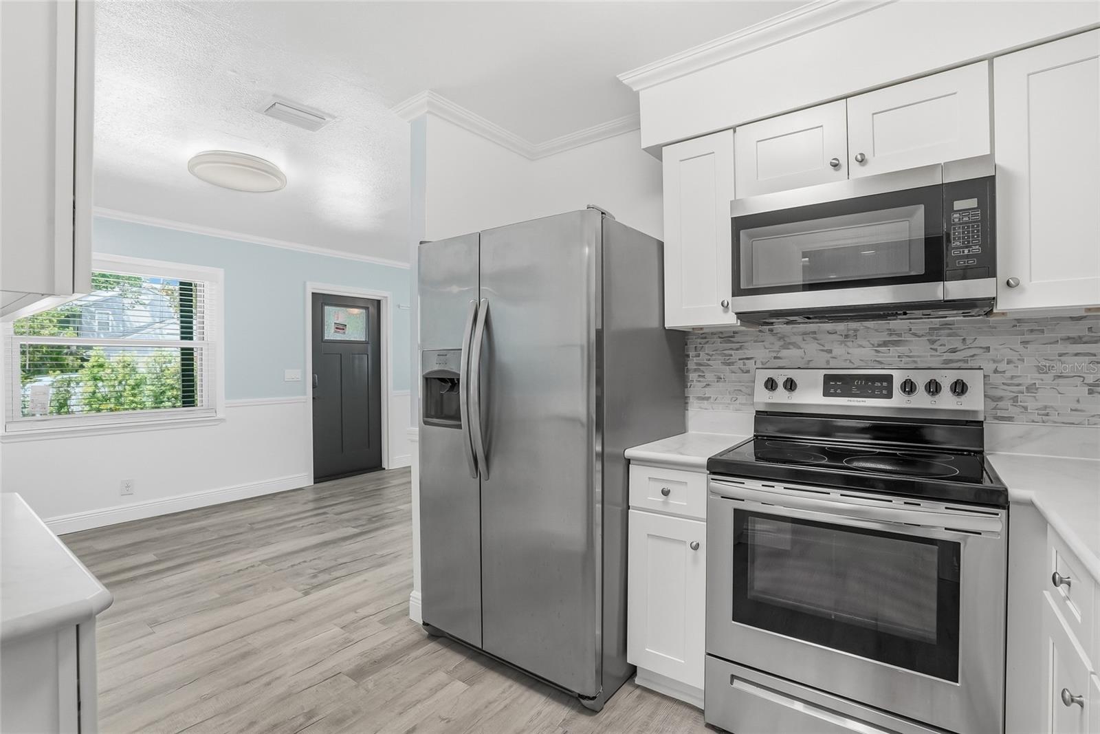 YEATS 1ST ADD TO PORT TAMPA CIRCLE - Residential