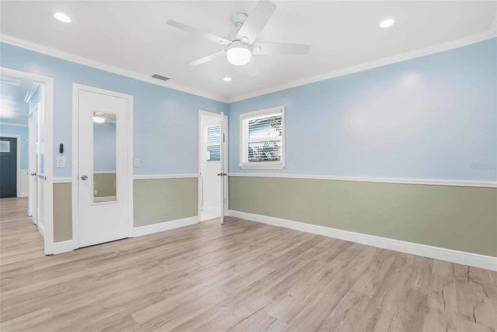 YEATS 1ST ADD TO PORT TAMPA CIRCLE - Residential