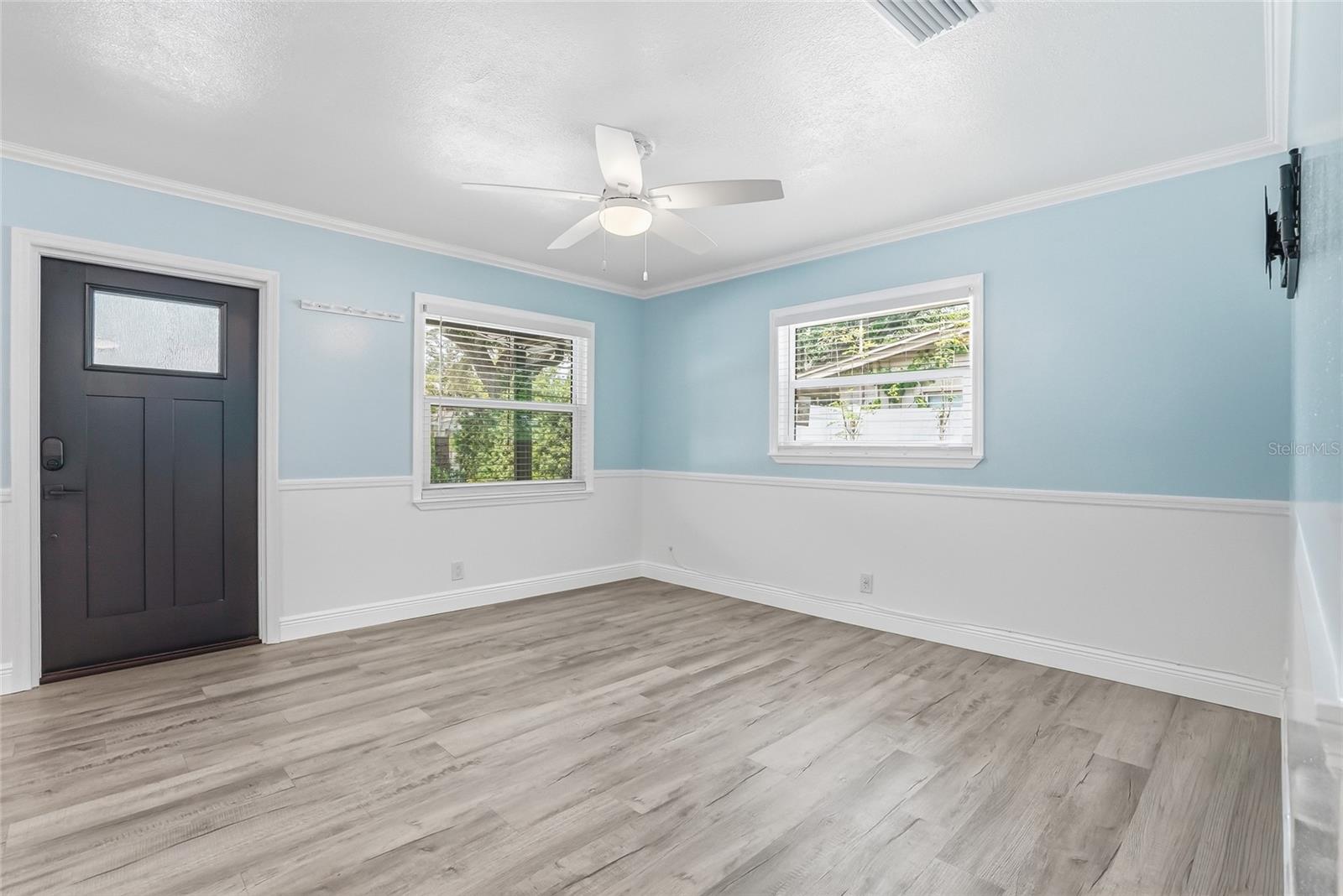 YEATS 1ST ADD TO PORT TAMPA CIRCLE - Residential