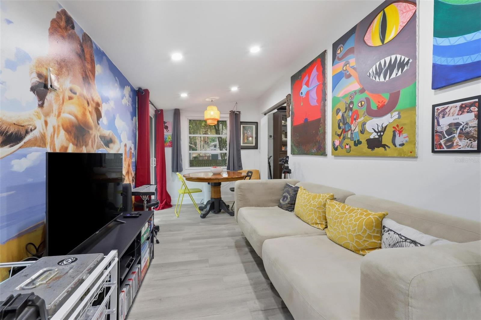 WILSONS BLK 85-86 DELAND - Residential