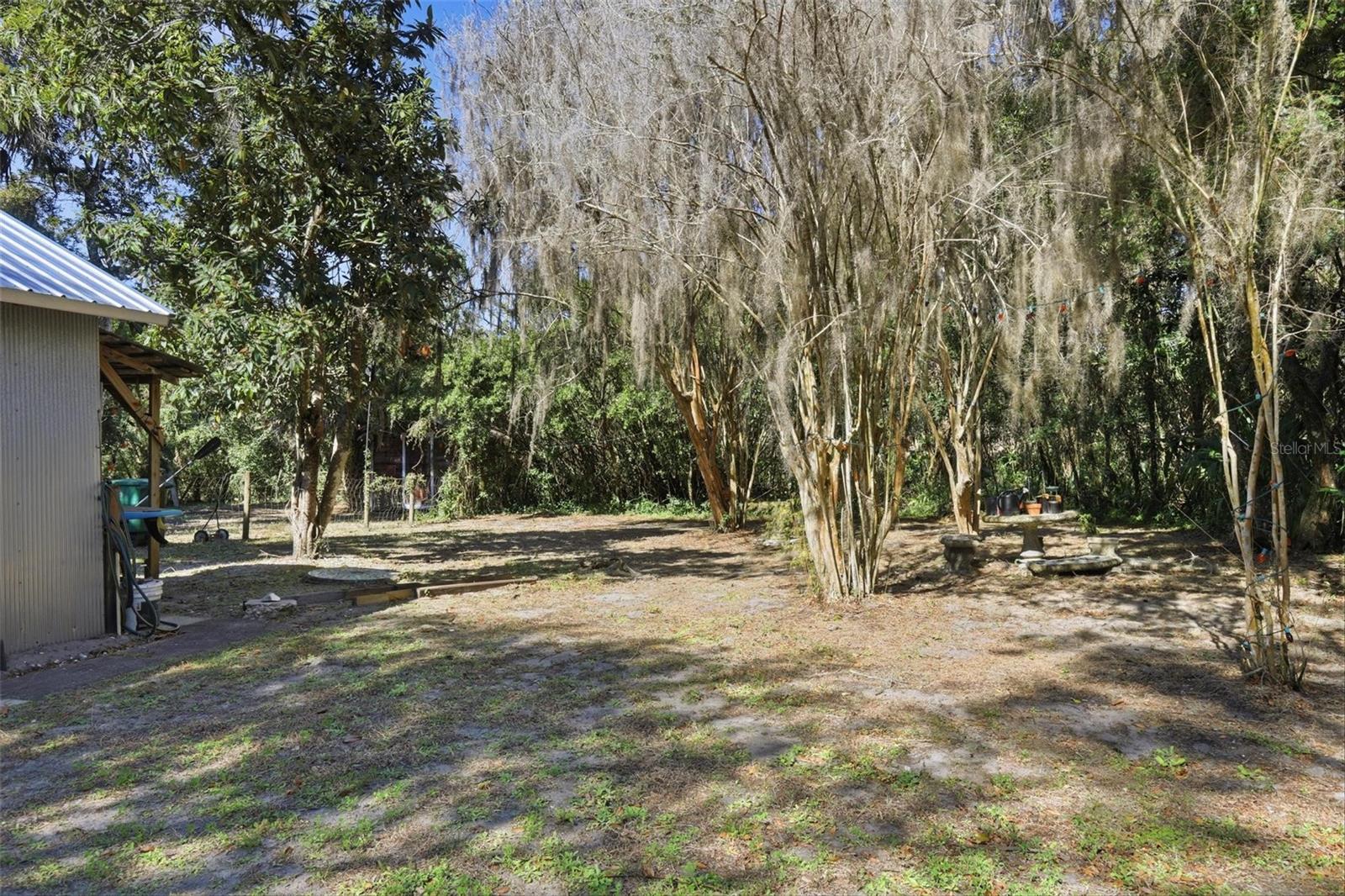 WILSONS BLK 85-86 DELAND - Residential