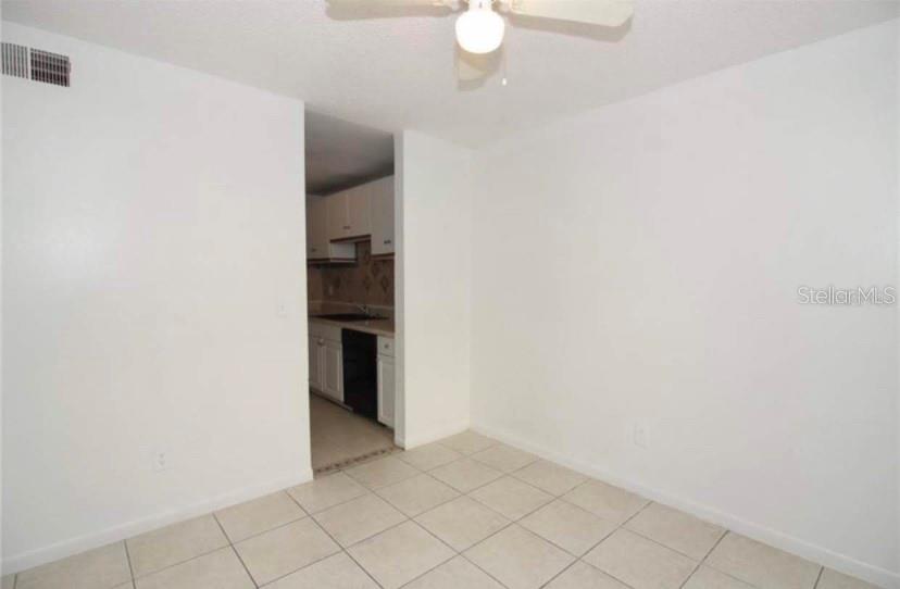 HUNTINGTON ON GREEN CONDO - Residential