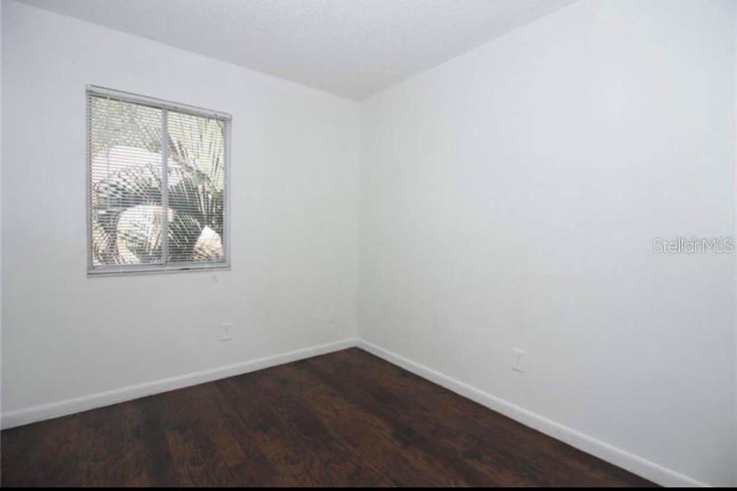 HUNTINGTON ON GREEN CONDO - Residential