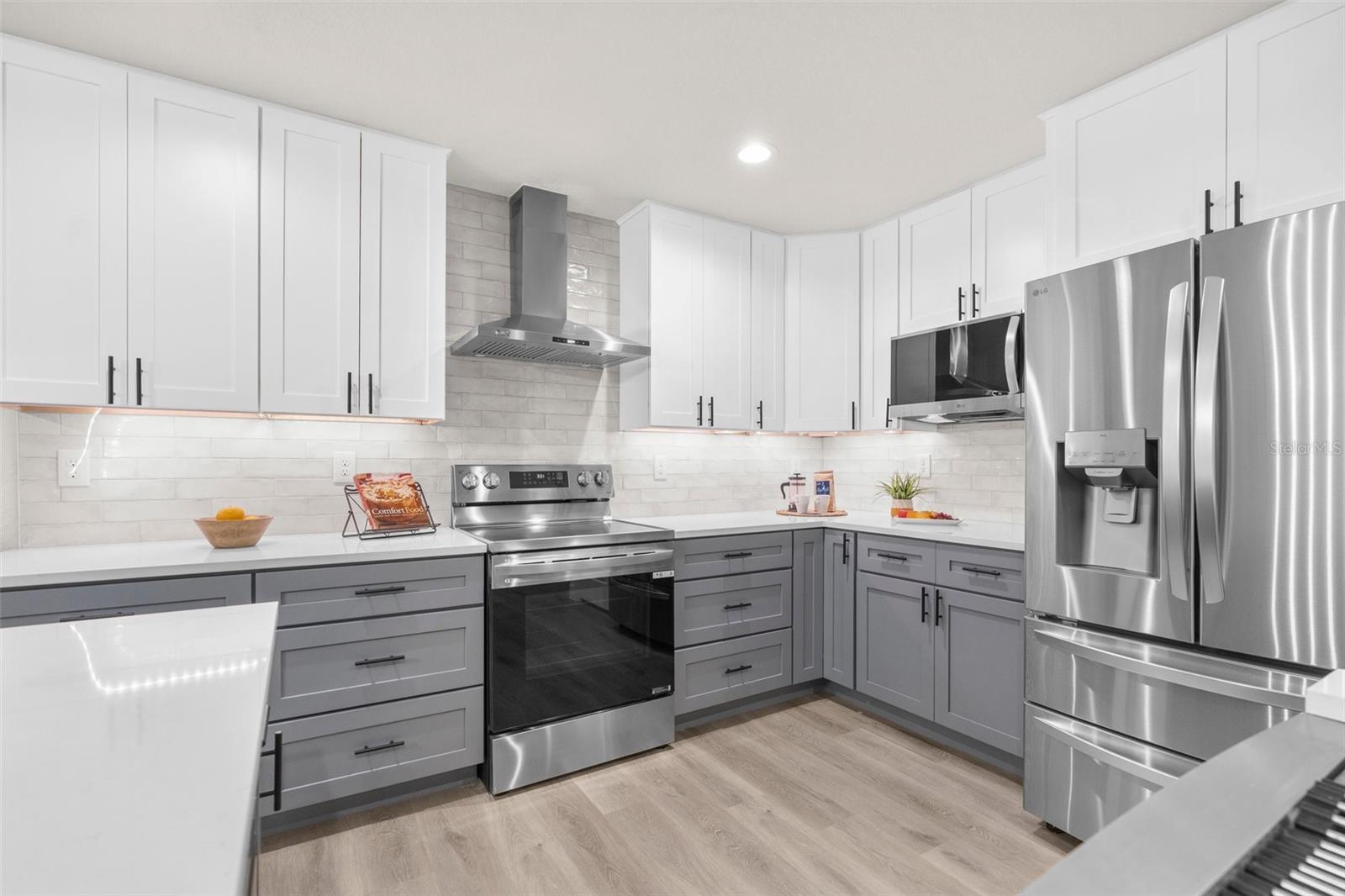 5438 LANDOVER BOULEVARD