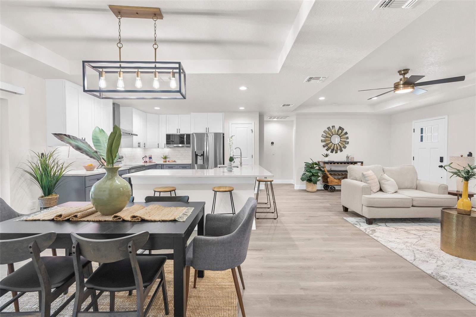 SPRING HILL - Residential