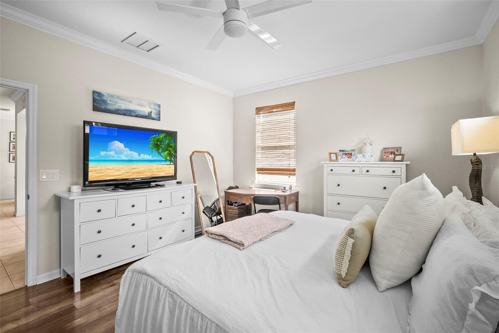 PALM LAKES - Residential