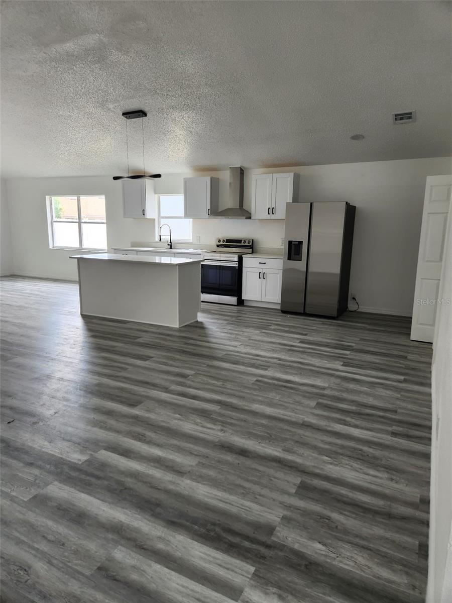 3446 CYPRESS POINT CIRCLE