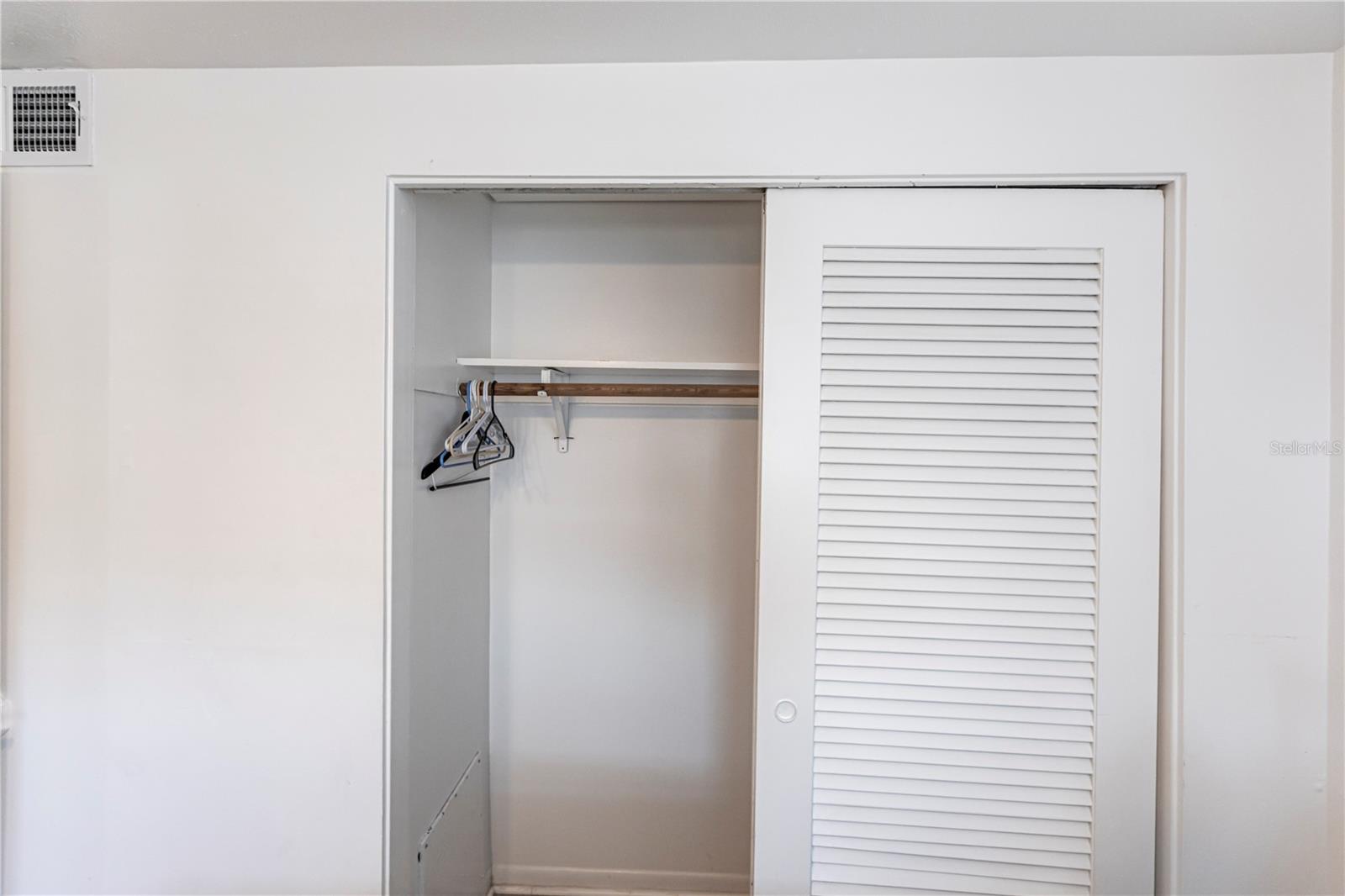 ALOHA KAI APTS - Residential Lease