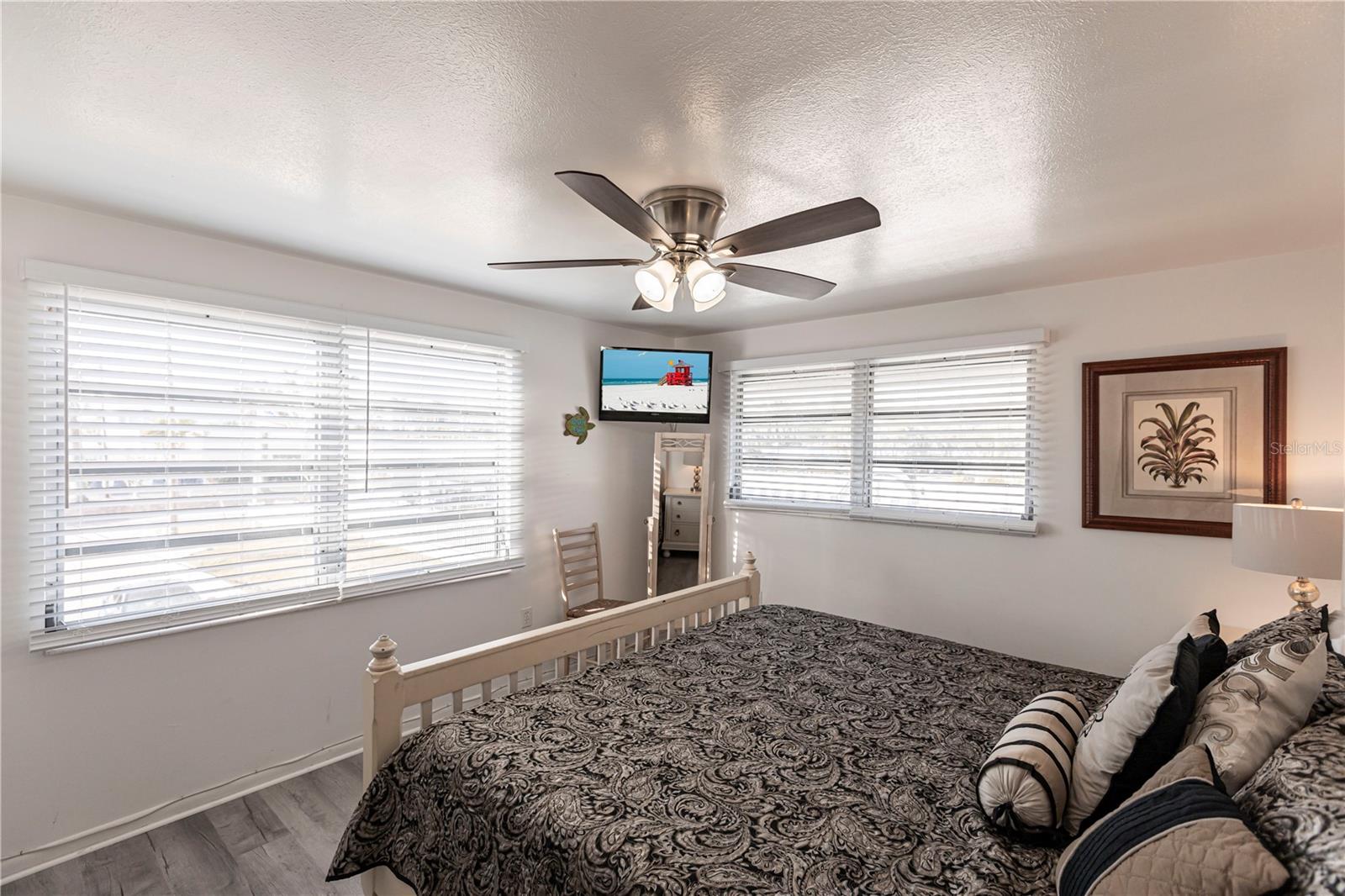 ALOHA KAI APTS - Residential Lease