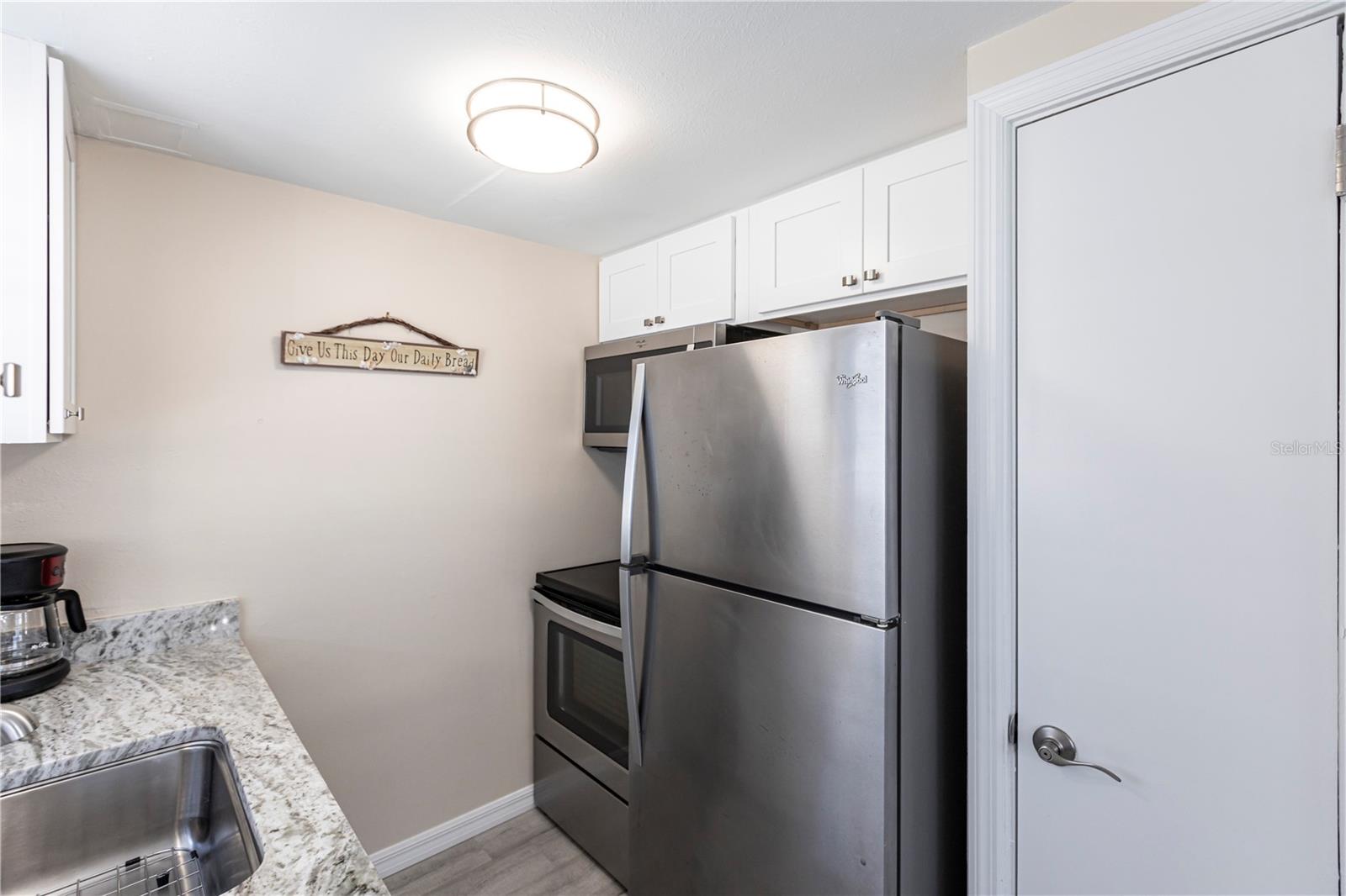 ALOHA KAI APTS - Residential Lease