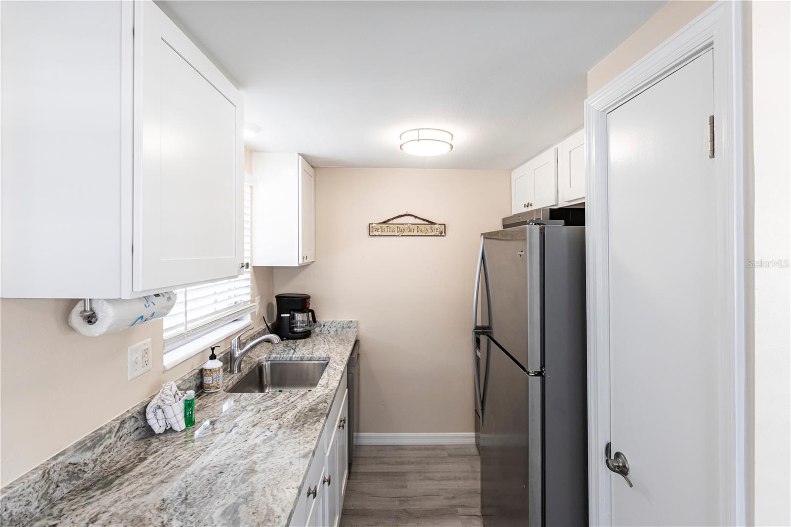 ALOHA KAI APTS - Residential Lease