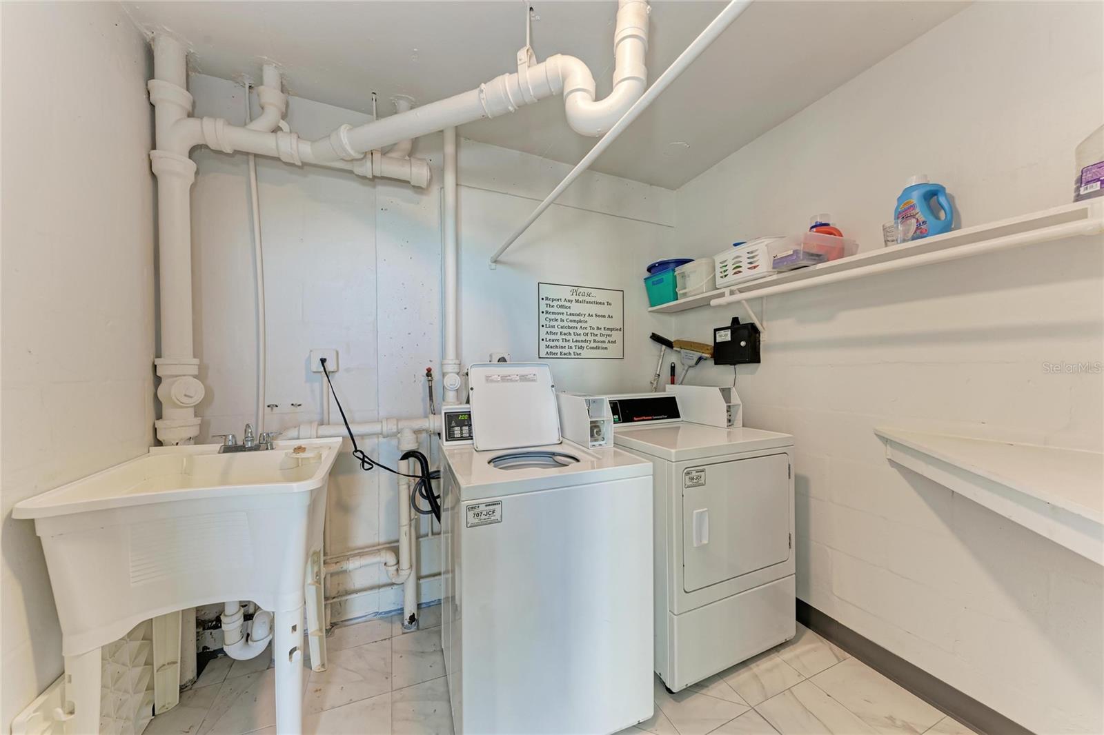 MARTINIQUE APTS SOUTH - Residential