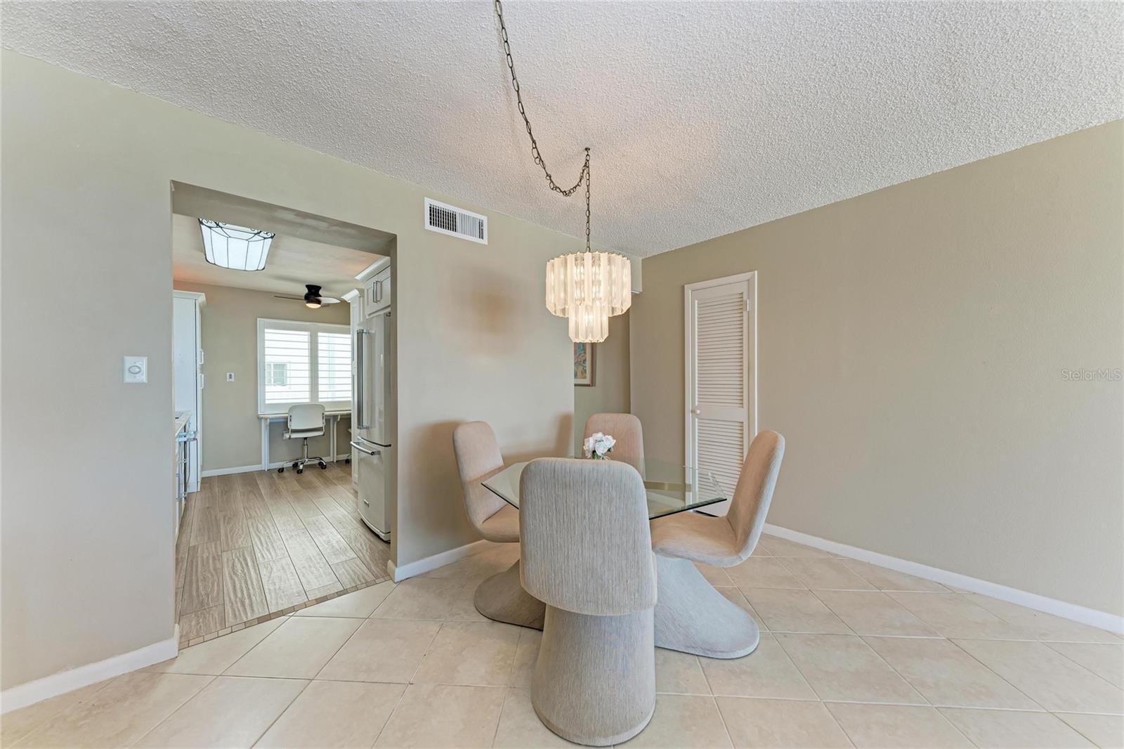 MARTINIQUE APTS SOUTH - Residential