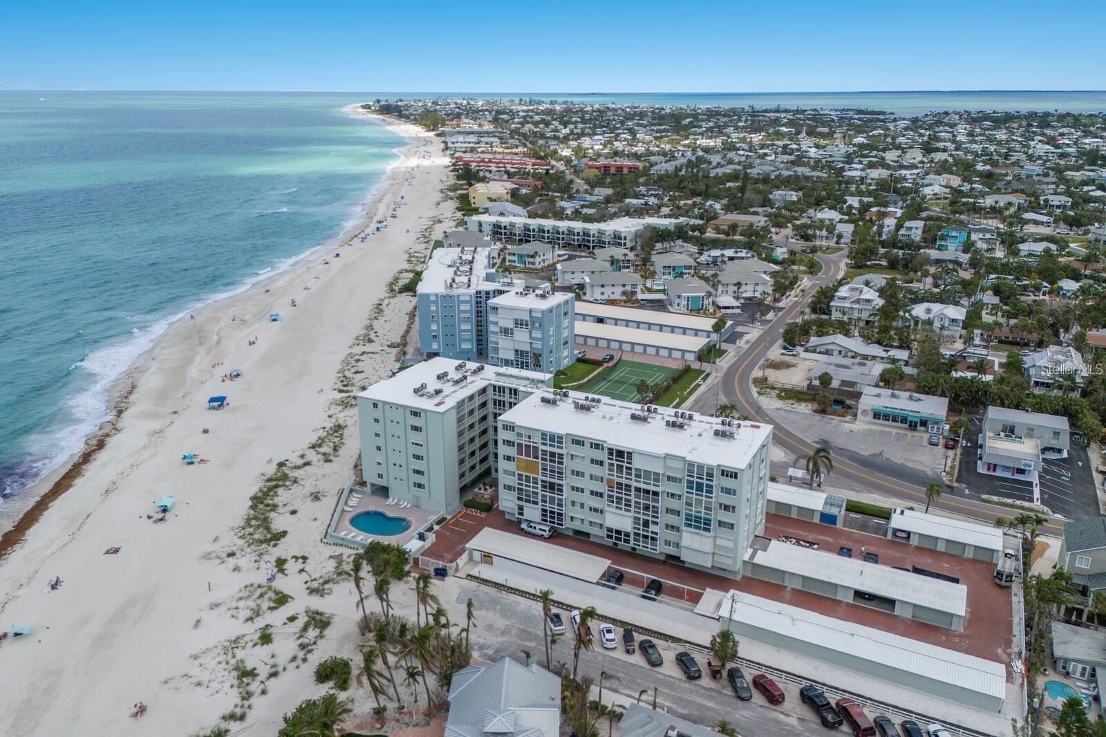 MARTINIQUE APTS SOUTH - Residential