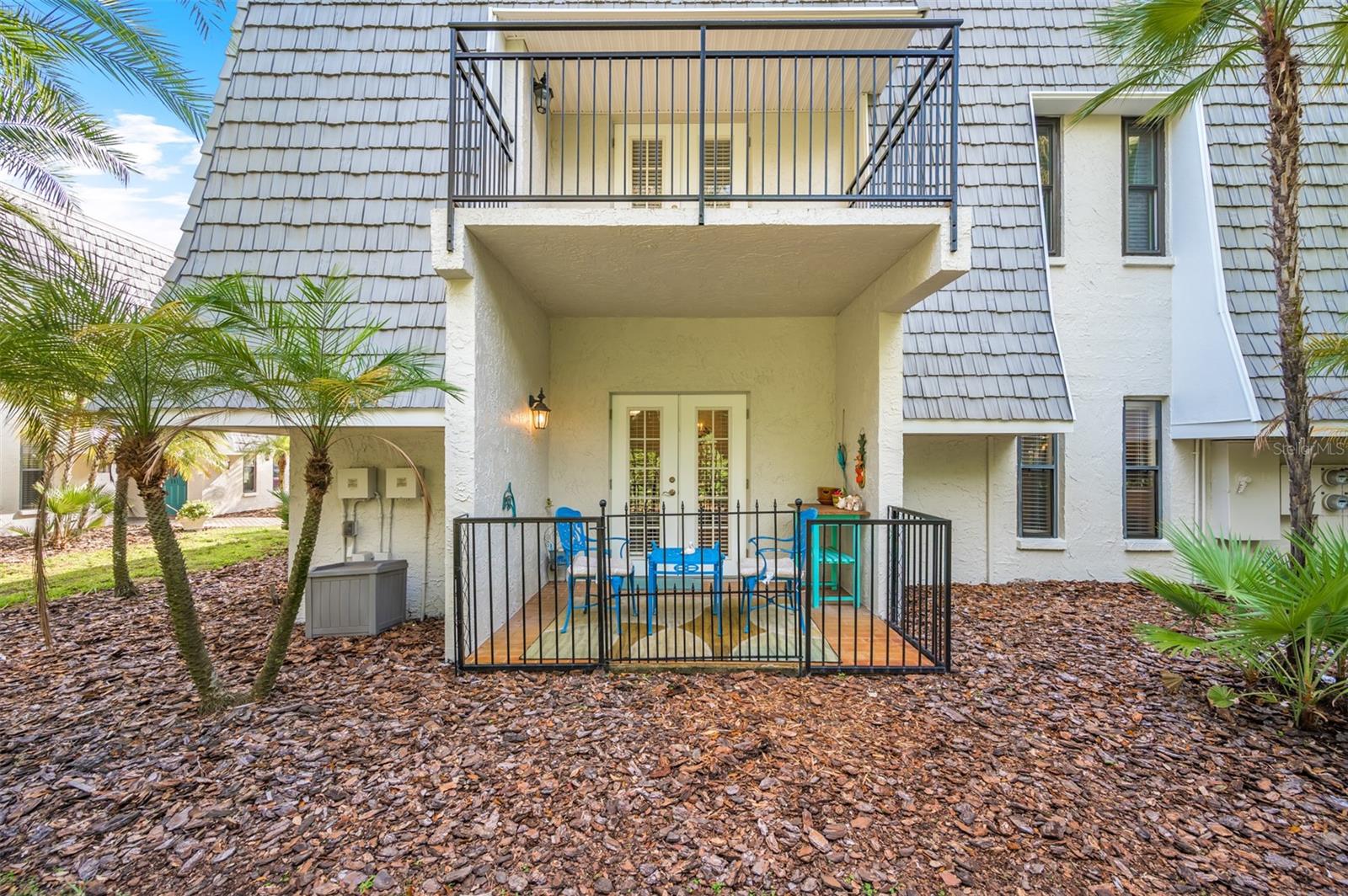 VICTORIA PALMS CONDO - Residential