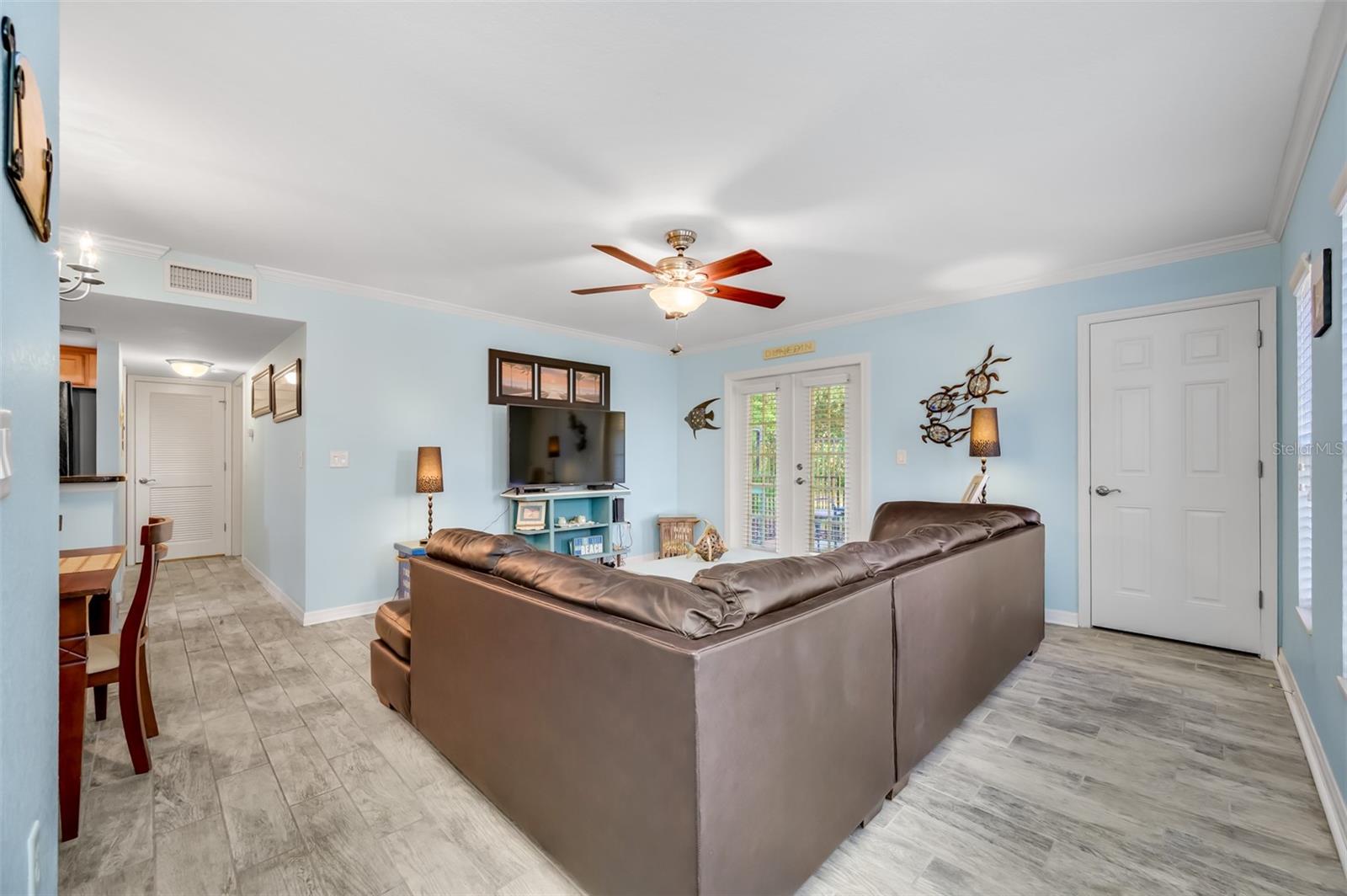 VICTORIA PALMS CONDO - Residential