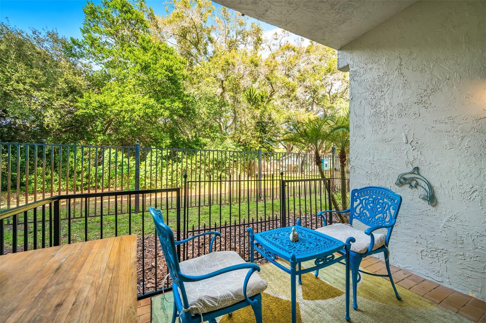 VICTORIA PALMS CONDO - Residential