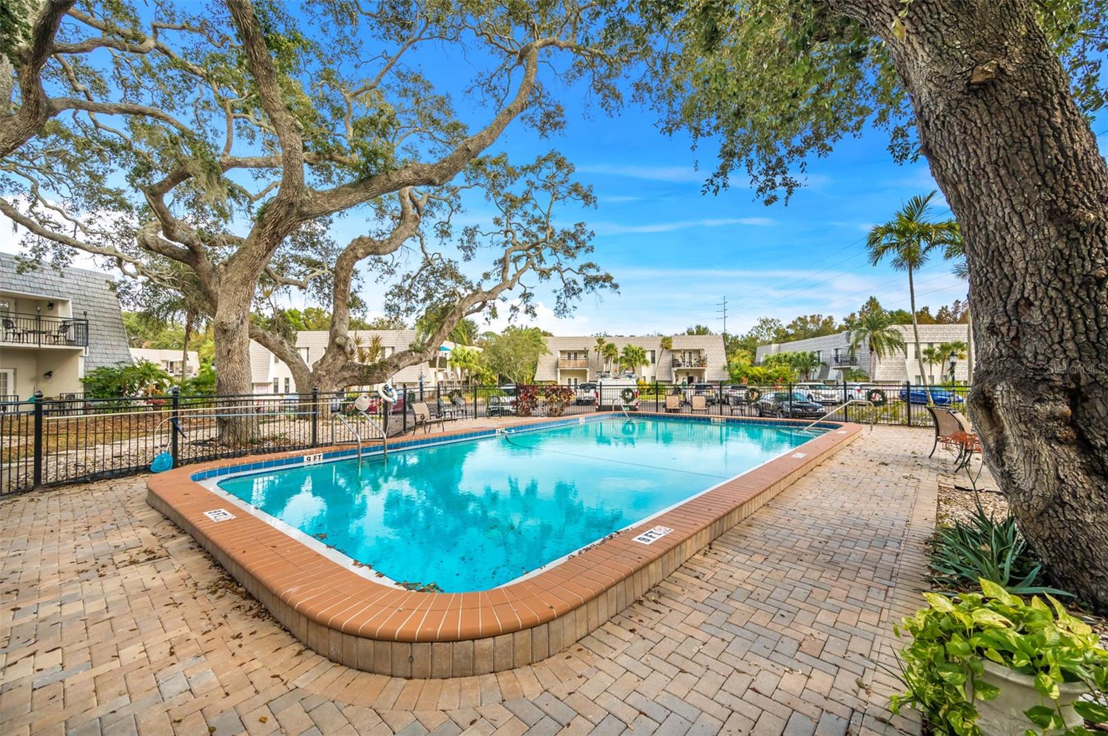 VICTORIA PALMS CONDO - Residential