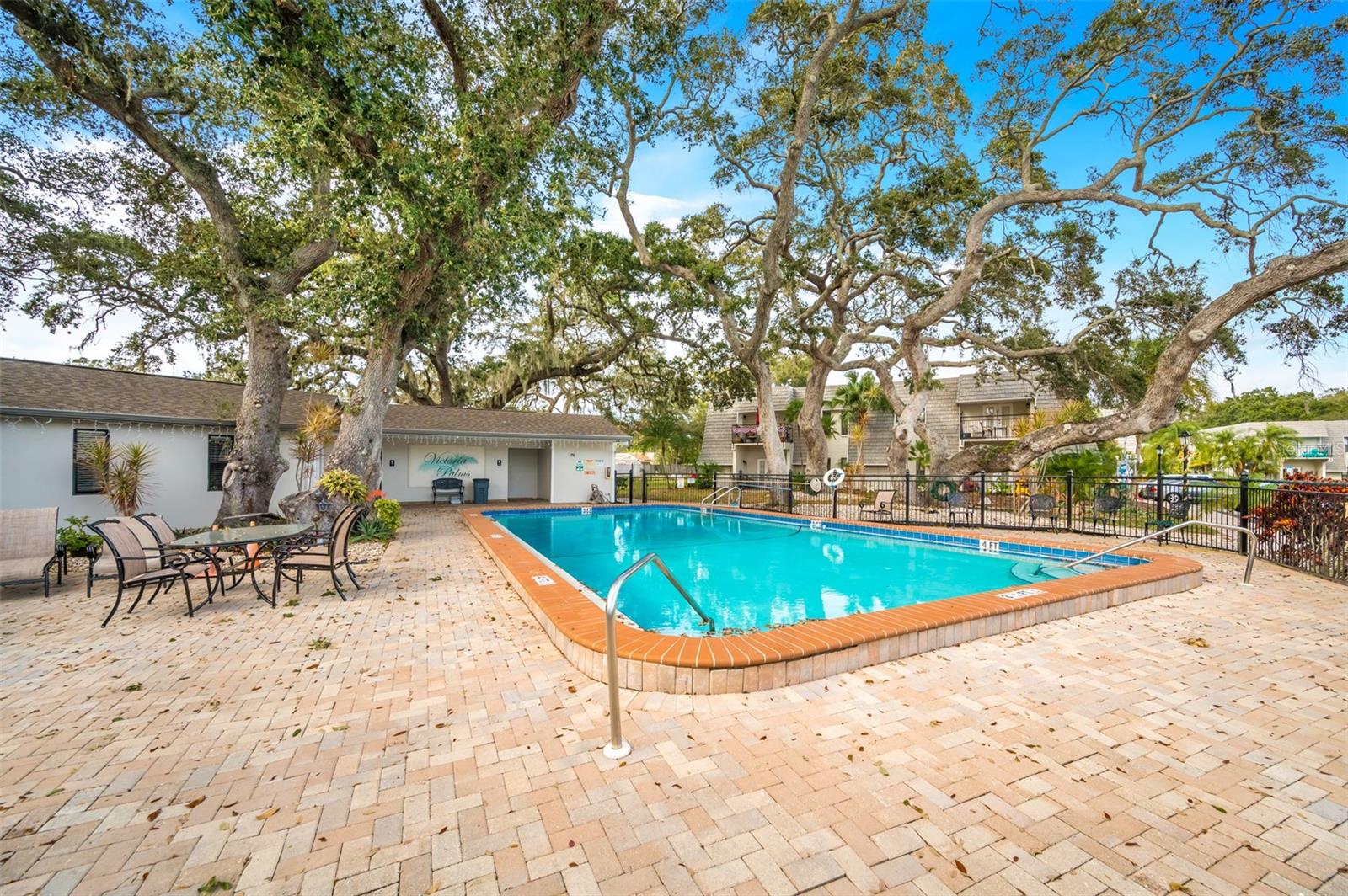 VICTORIA PALMS CONDO - Residential