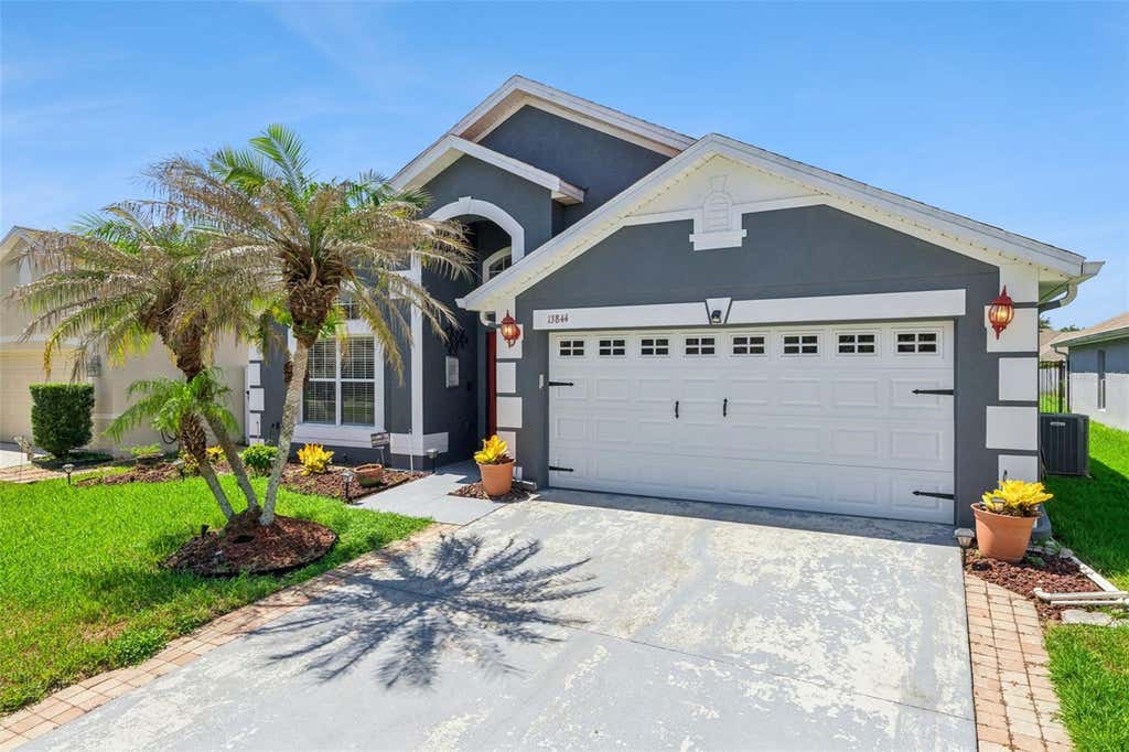 Photo of 13844 Mirror Lake Drive, Orlando, FL 32828 (MLS # O6419528)