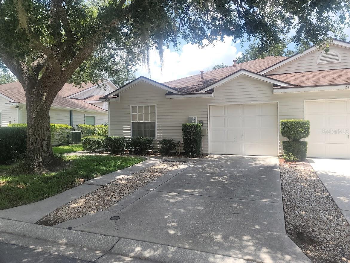 JUST LISTED! Cute 3/2/2 in a great location! Close to shopping, major roads, restaurants, and more! Enjoy the community pool, clubhouse, and tennis courts for the best of Florida living!!