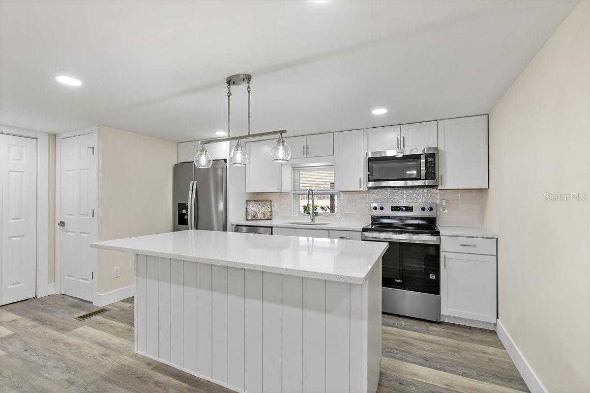 RIVER PARK TRAILER - Residential