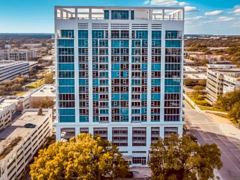 Photo of 260 S Osceola Avenue #1005, Orlando, FL 32801 (MLS # O6380001)