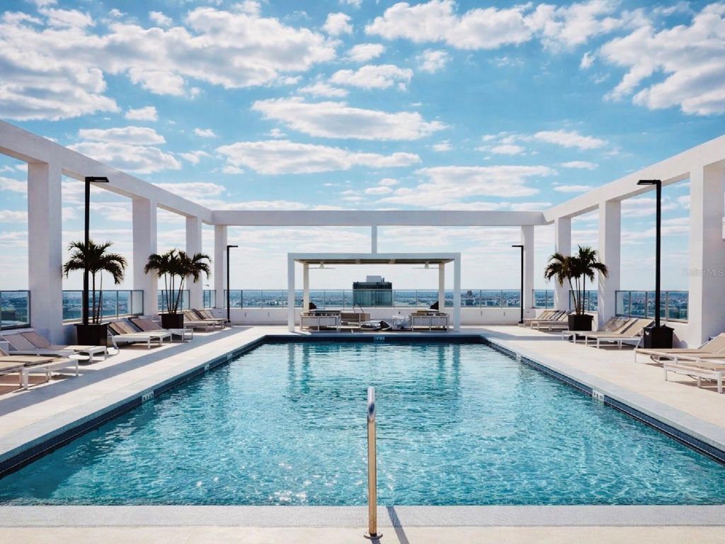 Photo of 260 S Osceola Avenue #1005, Orlando, FL 32801 (MLS # O6380001)