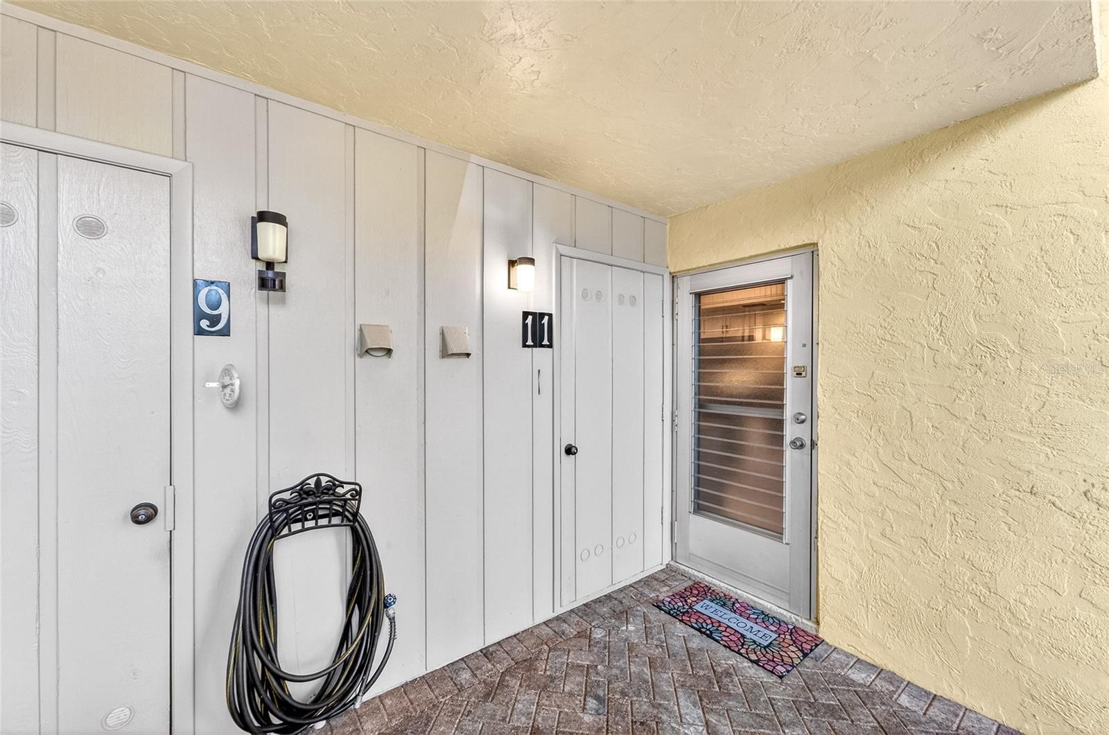 LYONS COVE - Residential