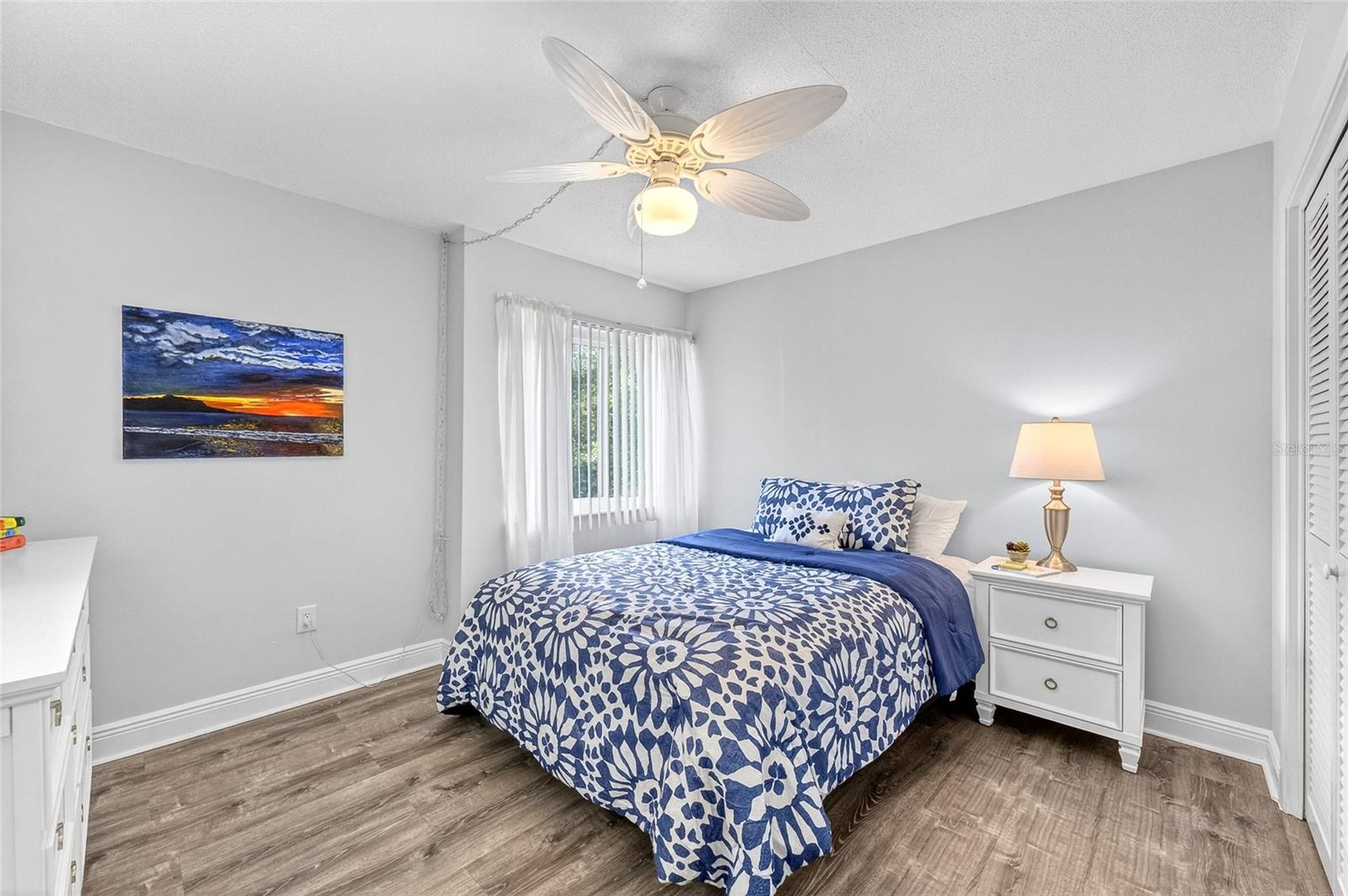LYONS COVE - Residential