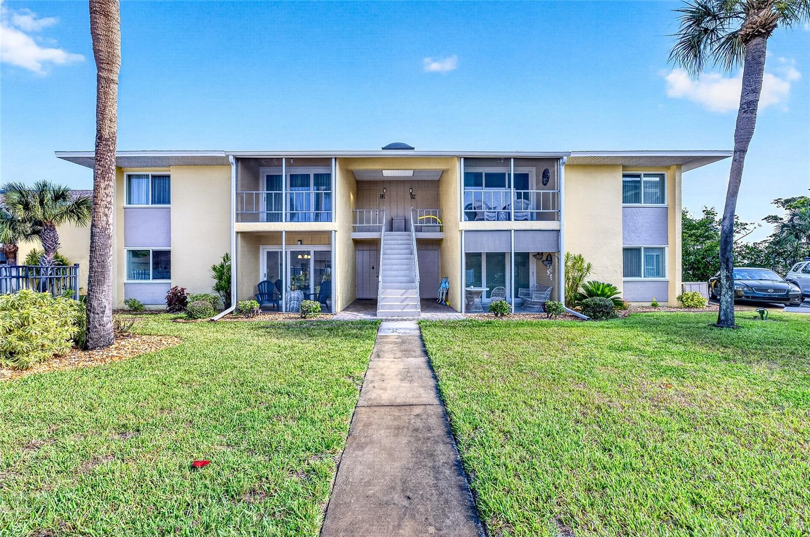 LYONS COVE - Residential