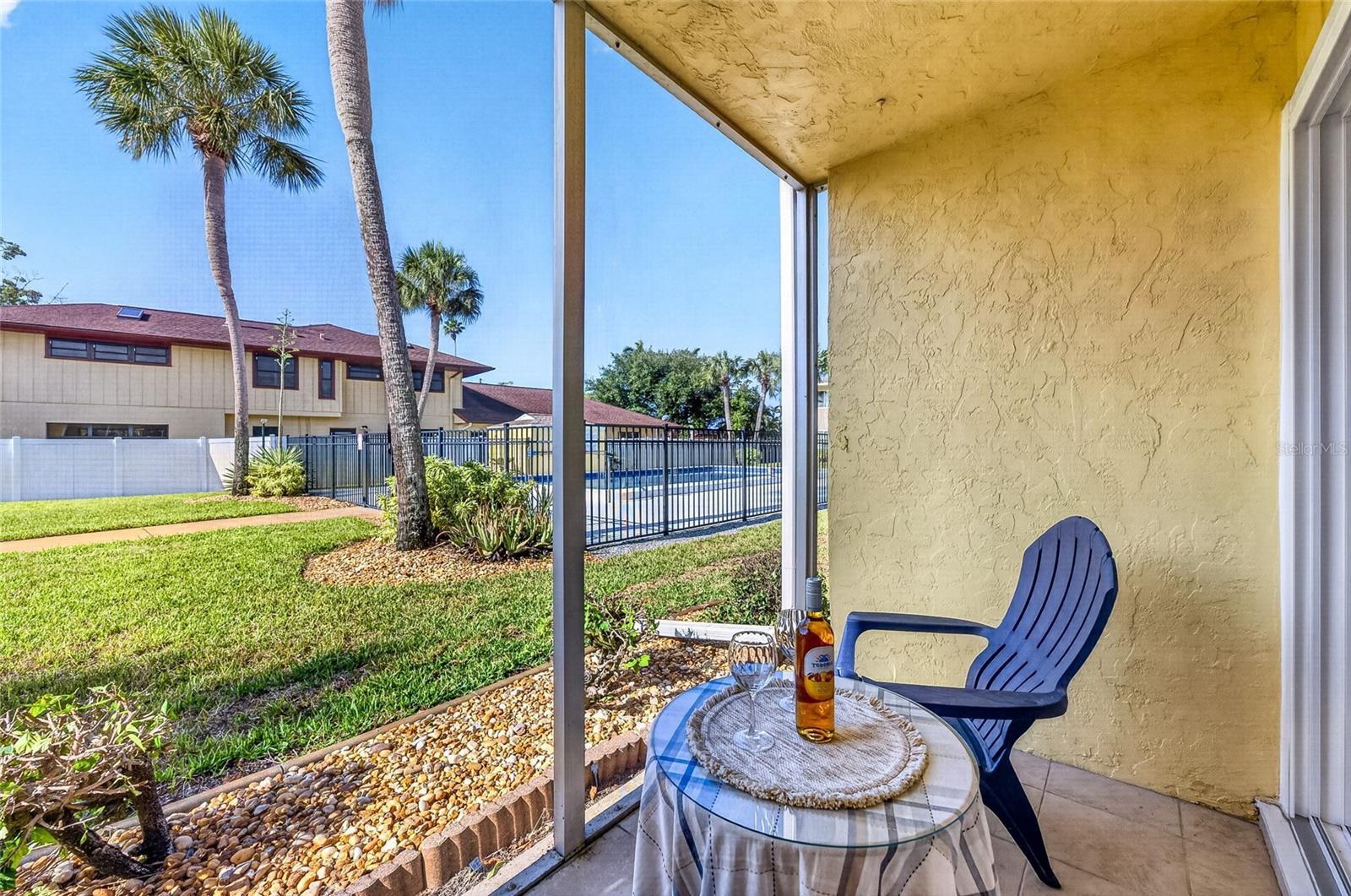 LYONS COVE - Residential