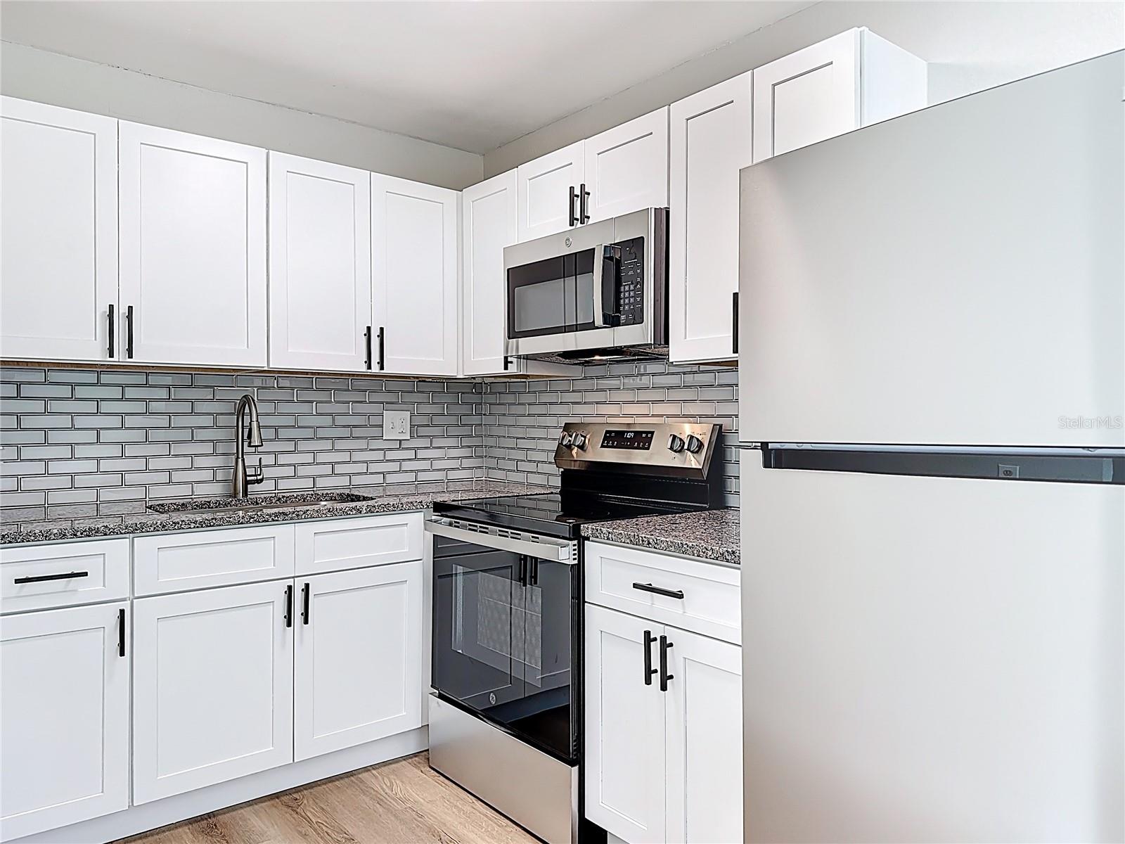 WOODMERE PARK 2ND REP - Residential