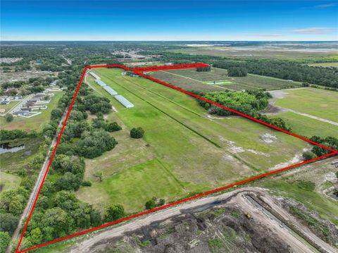 7001 JONES AVENUE MOUNT DORA FL 32757