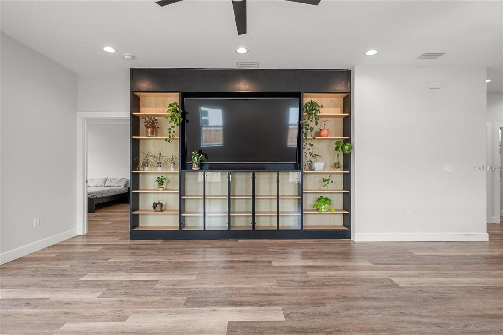 AIRY ACRES REP - Residential